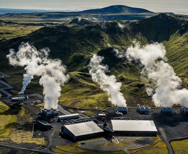 Iceland's Geothermal energy powers Mammoth
